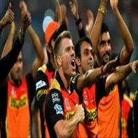 IPL SRHvsRCB : युवराज सिंह की धमाकेदार फिफ्टी सब पर पड़ी भारी, हैदराबाद ने बैंगलोर को 35 रन से हराया